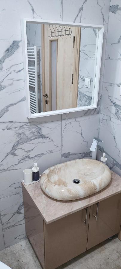 Jacuzzi Belle View Sinaia-Free Parking Apartment Exterior photo