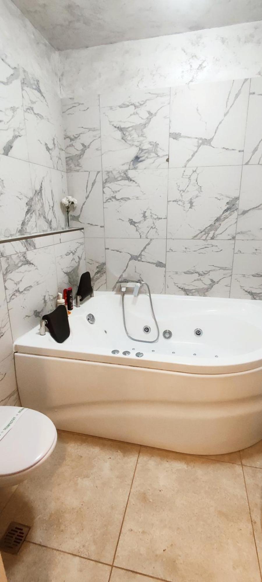 Jacuzzi Belle View Sinaia-Free Parking Apartment Exterior photo